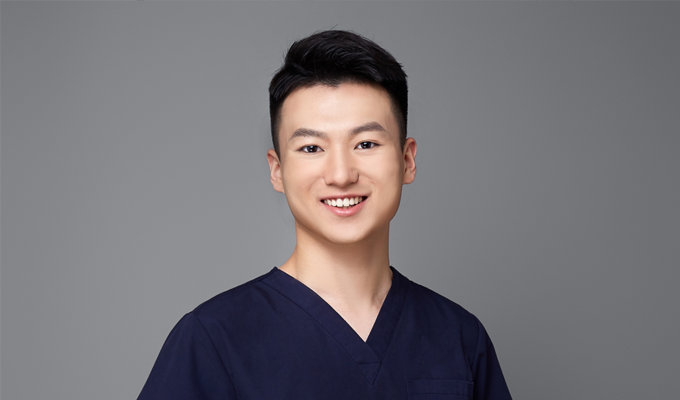 Dr An: Réflexion sur la distalisation molaire dans un traitement orthodontique d'aligneur clair